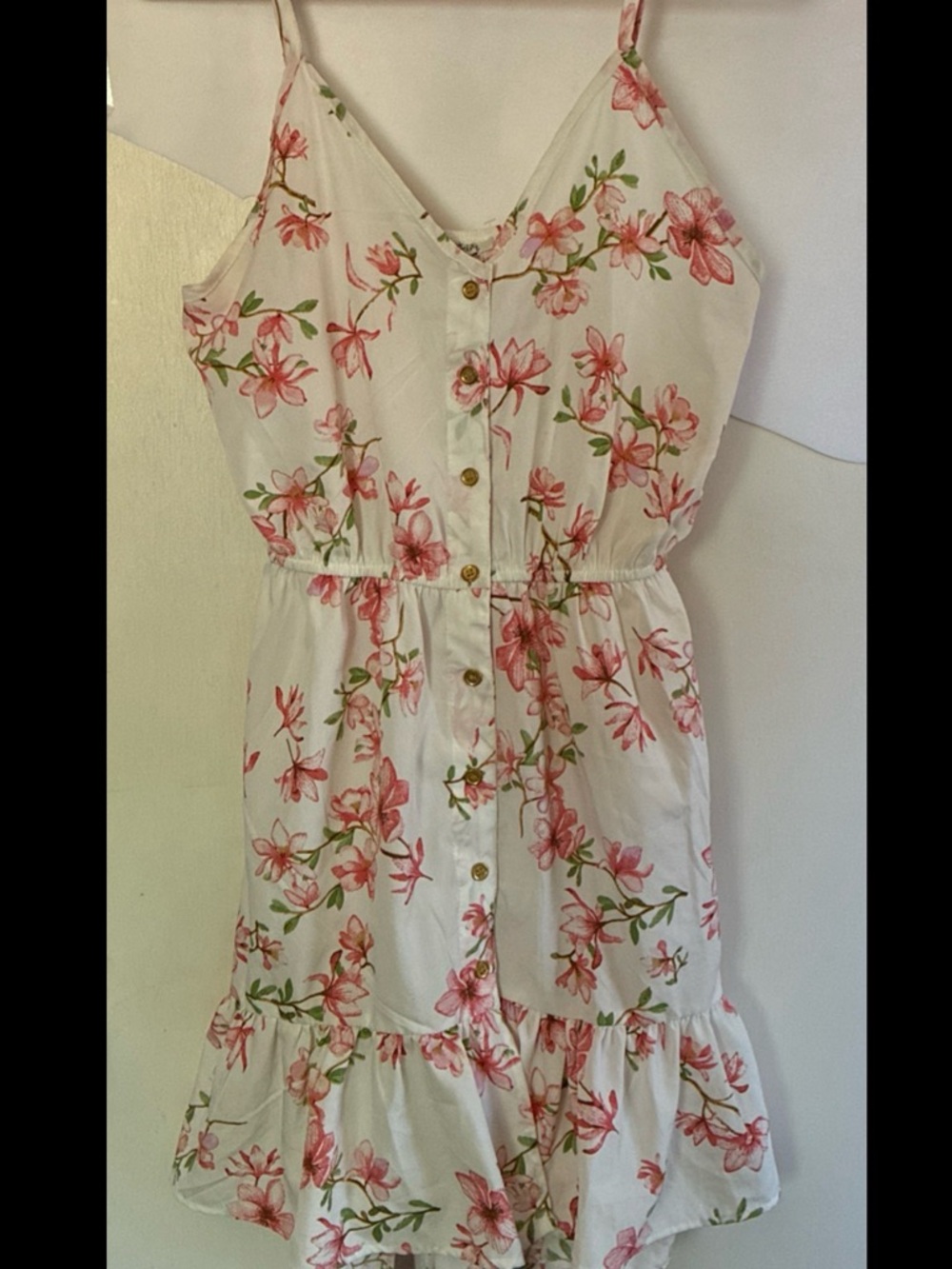 Speed Limit-Women's Chic And Trendy White Ruffle Flower Short Dress Size Small